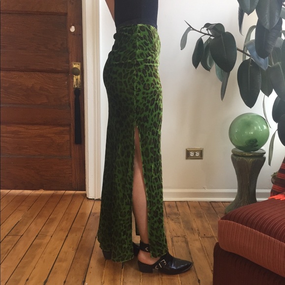 High waist maxi skirt with side slits - Picture 3 of 3